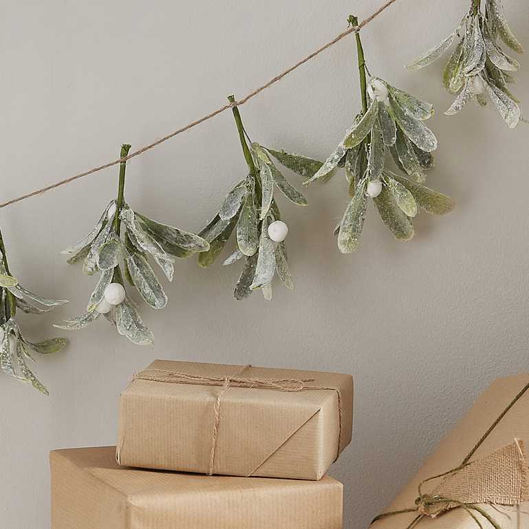 Artficial Mistletoe Spring Christmas Bunting Garland Decoration