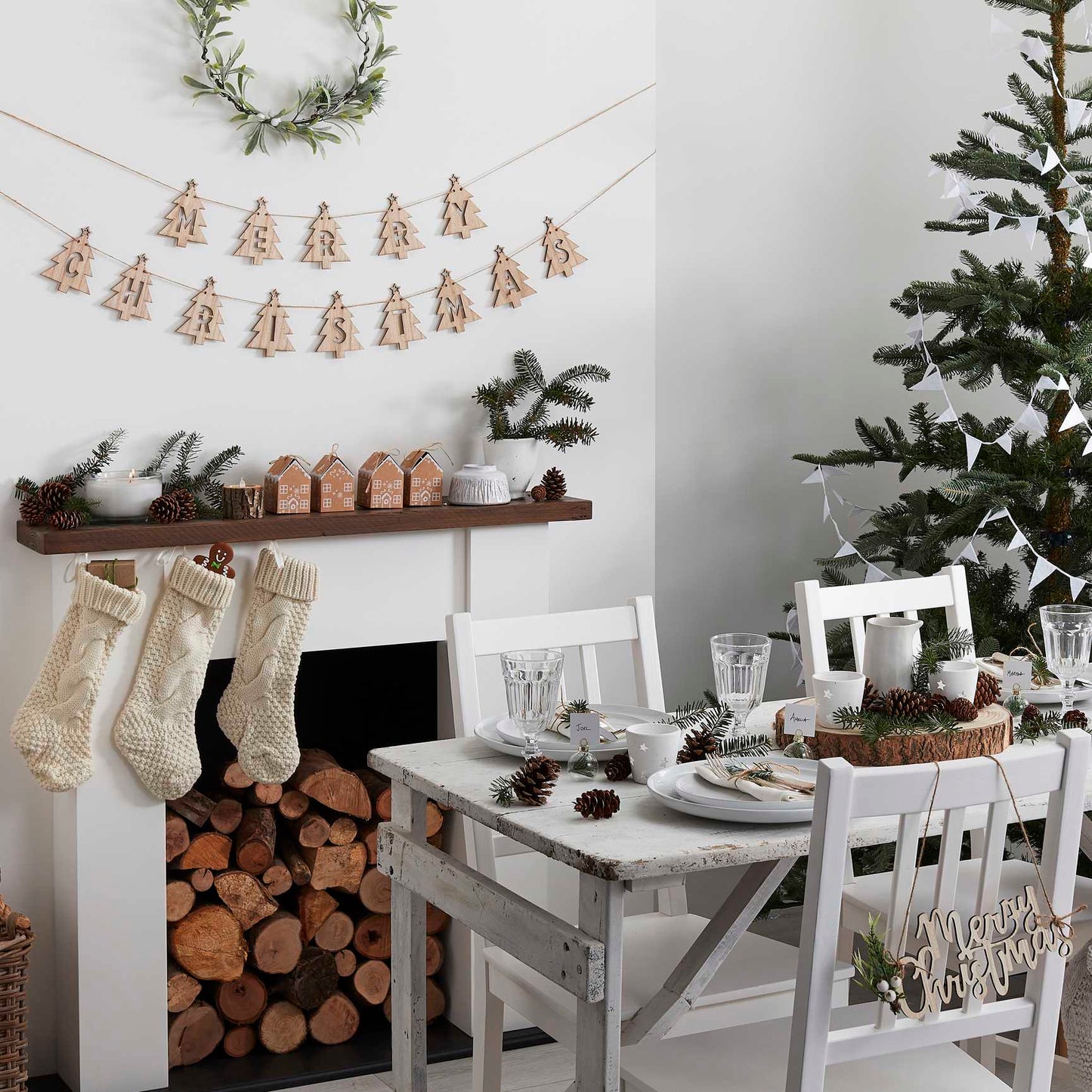 christmas pine tree bauble name place setting card holder decoration for the dinner lunch table