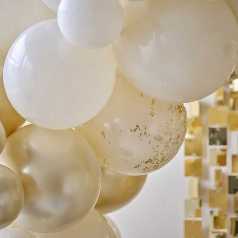 black and gold theme birthday party balloon garland backdrop decoration