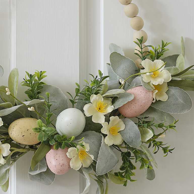 Wooden Bead Floral Easter Wreath Decoration