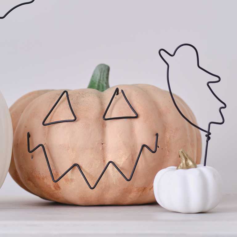 Halloween Pumpkin Wire Decorations