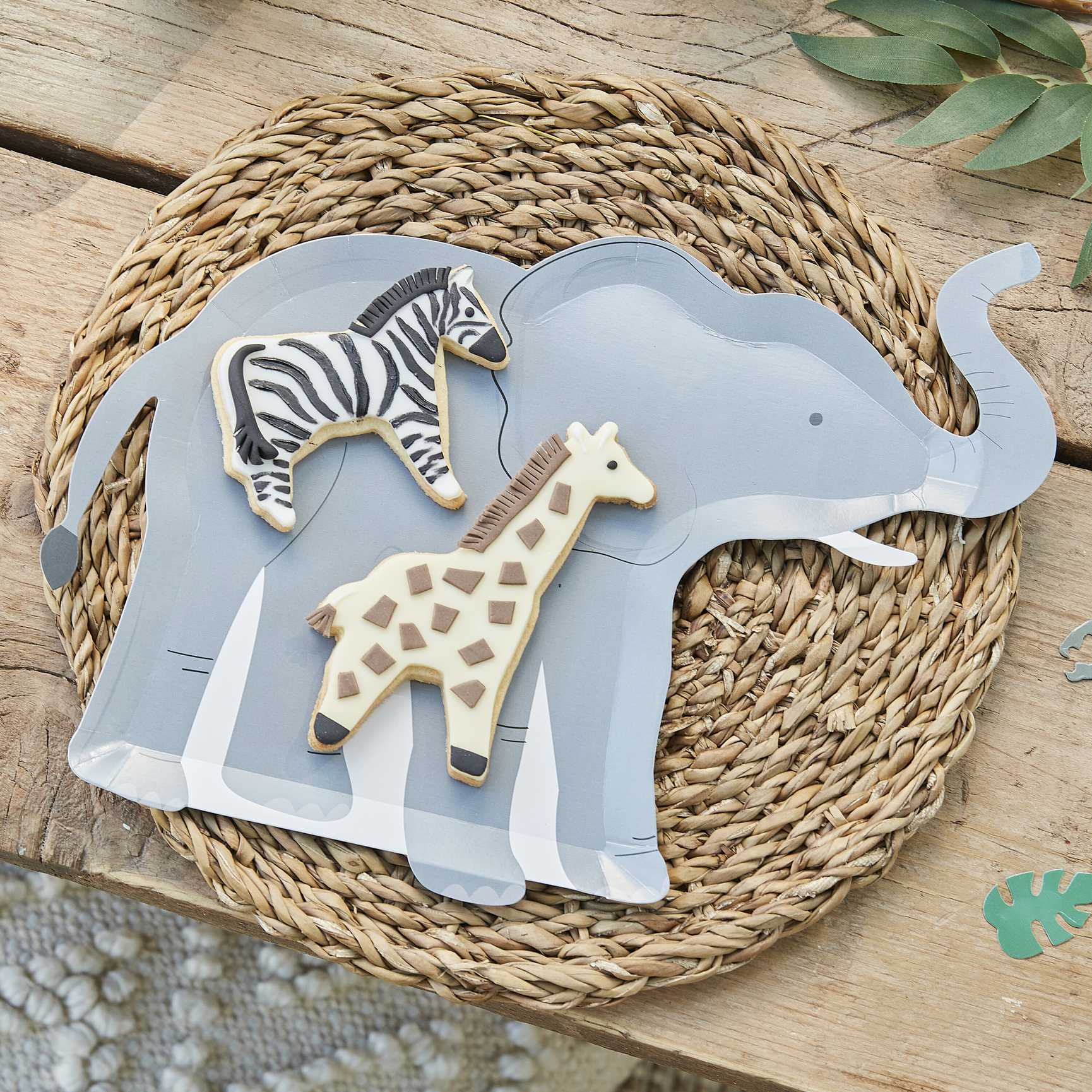 wild animal safari jungle elephant kids birthday party paper party plates